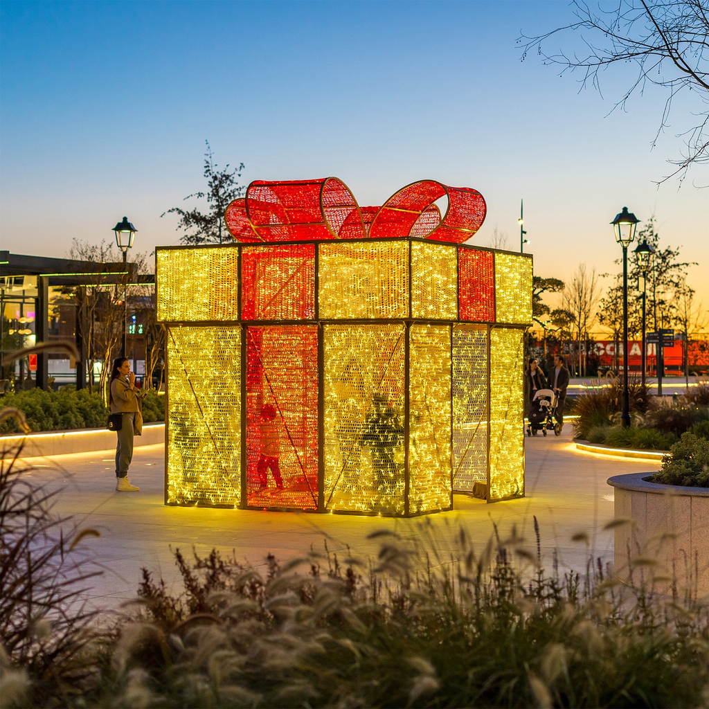 Cadeau illuminé "Tabora" - leds blanc chaud - 355 x 315 x 315 cm - 24V